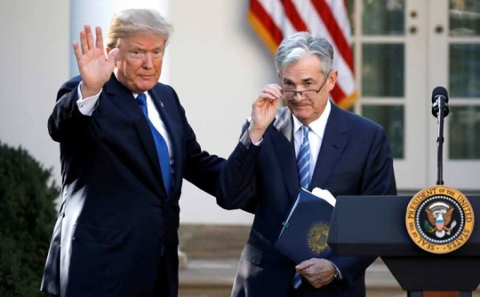 Donald Trump thừa nhận hiện tại là thời điểm tồi tệ nhất trong vòng 35 năm qua của Mỹ