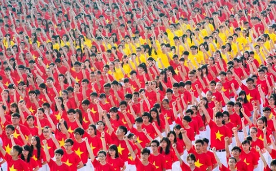 Cần một thế hệ trẻ tử tế và văn minh