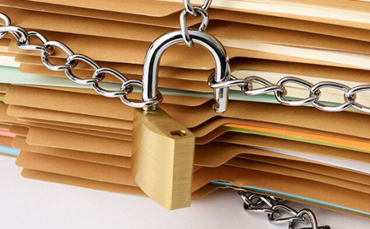 Quy định chi tiết việc giao, nhận tài liệu, vật chứa bí mật nhà nước