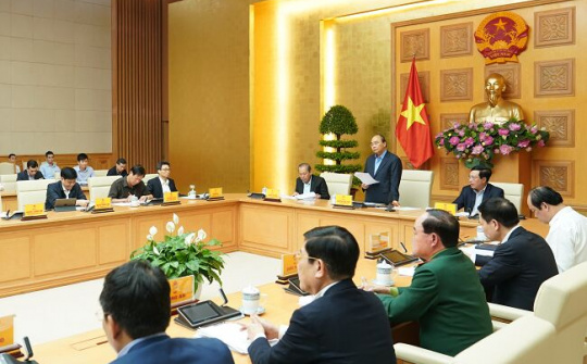 Tiếp tục các biện pháp mạnh mẽ hơn, không để cách ly bị quá tải