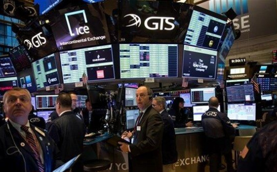 Giới chuyên gia dự đoán xảy ra suy thoái kinh tế vì dịch COVID-19