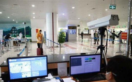 Bộ Giáo dục khuyến cáo lưu học sinh cân nhắc việc về Việt Nam