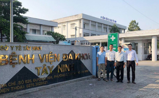 Phòng chống dịch Covid-19: BV Chợ Rẫy tiếp tục lên đường trong đêm đến Tây Ninh