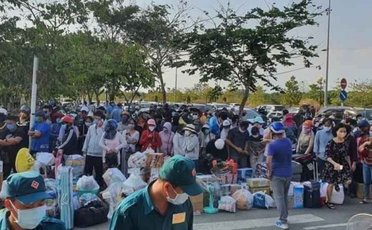 Không nên quá lo lắng, tập trung tại khu cách ly, gửi đồ cho người thân