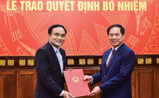 Bộ Ngoại giao, Bộ Quốc phòng bổ nhiệm nhân sự mới