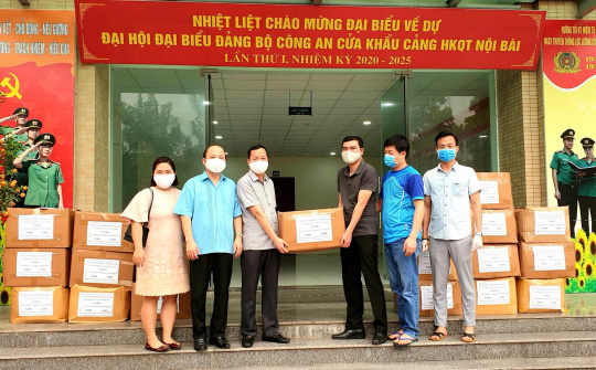 Nhiều tổ chức, cá nhân doanh nghiệp đồng hành ủng hộ phòng, chống dịch Covid-19