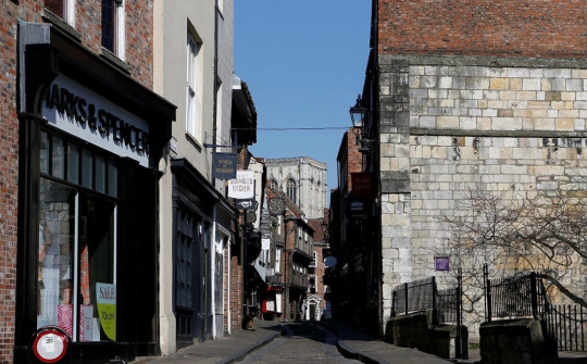 Toàn bộ nước Anh đặt trong tình trạng khẩn cấp do dịch Covid-19