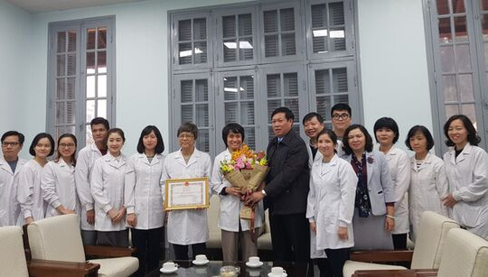 Các nhà khoa học nữ góp công phân lập virus Corona