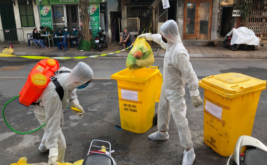 Bảo đảm thu gom, xử lý rác thải trong dịch Covid-19 được an toàn