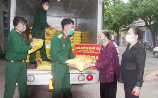 Mỗi người dân là một chiến sĩ!