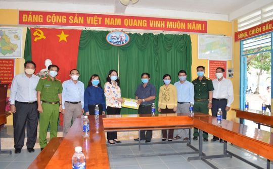 An Giang: Bí thư Tỉnh ủy thăm và động viên lực lượng phòng, chống dịch COVID-19 trên địa bàn tỉnh
