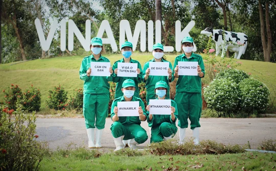 Vinamilk ủng hộ gần 15 tỷ đồng, tiếp sức các Đơn vị tuyến đầu chống dịch
