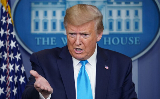 Ngày sóng gió trong Nhà Trắng