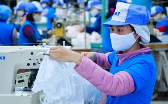 Việt Nam liệu có thể thành công xưởng sản xuất khẩu trang của thế giới?