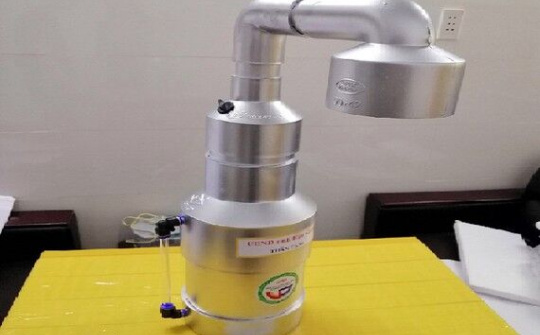 Hậu Giang tặng Hà Nội thiết bị sát khuẩn thông minh chống dịch