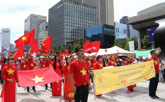 Thủ tướng gửi thư tới cộng đồng người Việt Nam ở nước ngoài