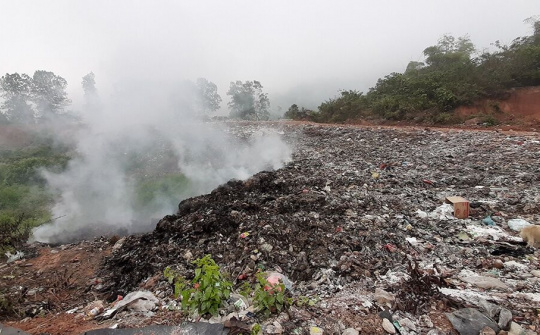 Không đầu tư xây dựng lò đốt rác nhỏ cấp xã