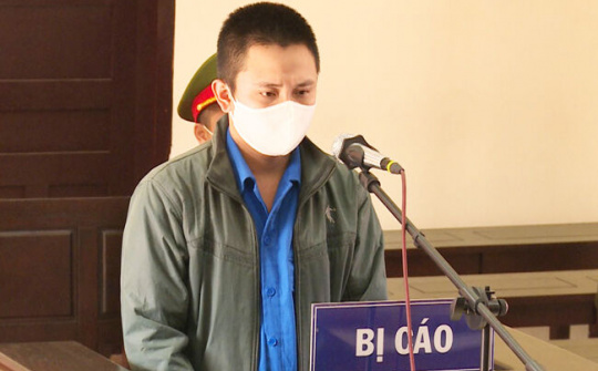 Lĩnh 9 tháng tù vì chống đối, gây thương tích cho cán bộ chốt kiểm soát COVID-19