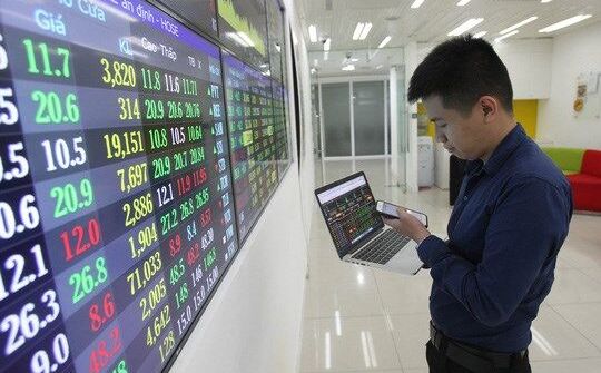 Nhiều khoản phí, lệ phí lĩnh vực chứng khoán sẽ được giảm 50%