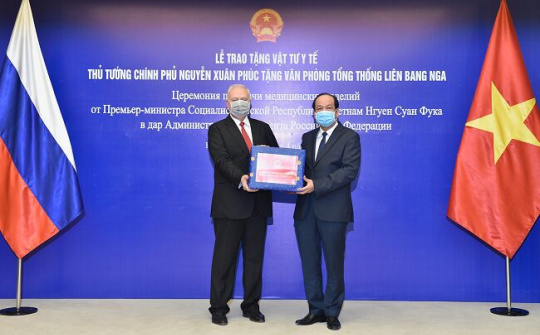 Trao tặng vật tư y tế hỗ trợ Nhật Bản, Hoa Kỳ, Nga