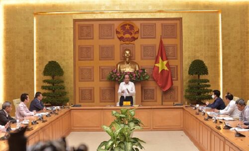 Triển khai dịch vụ công hỗ trợ nhân dân