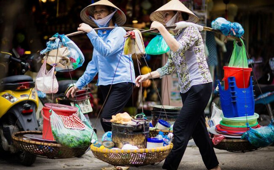 Gói an sinh xã hội: Hỗ trợ nhóm lao động tự do, khó mấy cũng phải làm