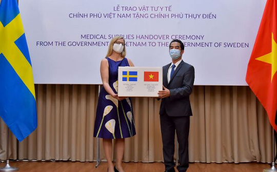 Việt Nam đồng hành với Thụy Điển phòng chống COVID-19
