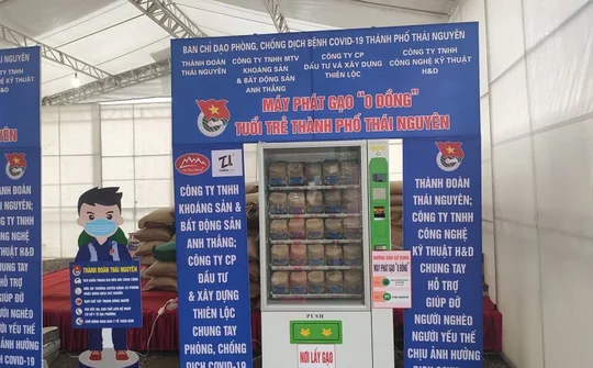 Thái Nguyên: Máy phát gạo “0 đồng” giúp người nghèo vượt qua đại dịch.