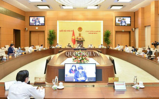 UBTV  Quốc hội cho ý kiến sửa đổi Luật Người lao động đi làm việc ở nước ngoài