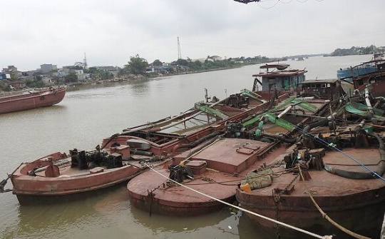 Nam Định triệt phá vụ khai thác cát lậu quy mô lớn
