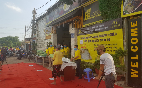 SAGOWIN tại TPHCM chung tay giúp đỡ người nghèo vượt