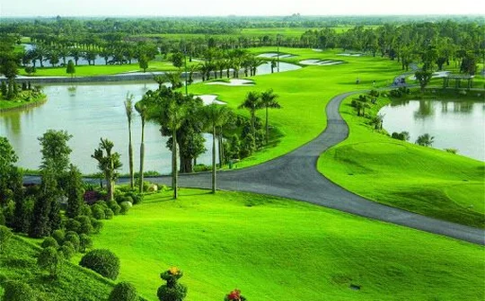 Quy định về điều kiện đầu tư xây dựng và kinh doanh sân gôn