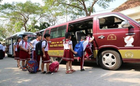 Đảm bảo chất lượng dịch vụ vận chuyển học sinh tới trường