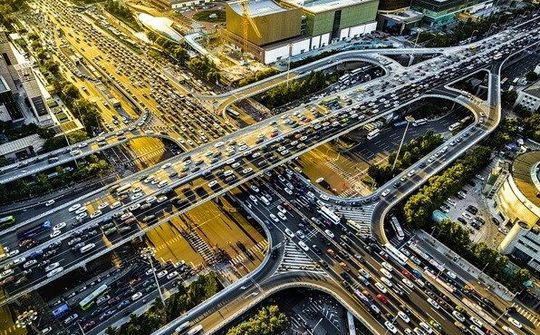 Trung Quốc giảm đầu tư vào các dự án đường cao tốc và đường thủy