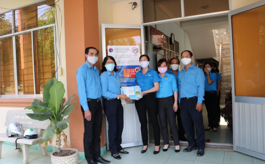 Long An: Tuyên truyền nâng cao ý thức công nhân, lao động trong phòng, chống dịch Covid-19