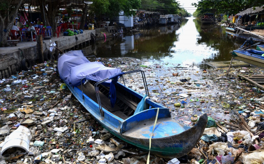 Báo động nạn ô nhiễm tại các tuyến kênh ngăn mặn tại Kiên Giang