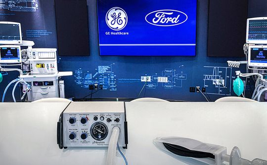 Ford hợp tác với GE Healthcare sản xuất 50.000 máy thở trong 100 ngày hỗ trợ bệnh nhân Covid-19