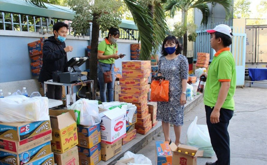 Liên đoàn Lao động hỗ trợ người lao động mua hàng giá rẻ mùa dịch