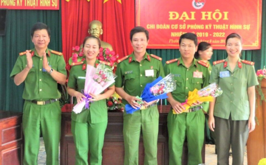 Trung úy Nguyễn Duy Hùng: Một cán bộ Đoàn 15 lần hiến máu cứu người tại Phú Yên