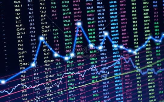 Nhiều cổ phiếu lớn tạo đáy ngắn hạn, thị trường nhen nhóm hi vọng