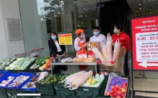 Mở thêm nhiều điểm bán hàng dã chiến phục vụ nhu cầu người dân