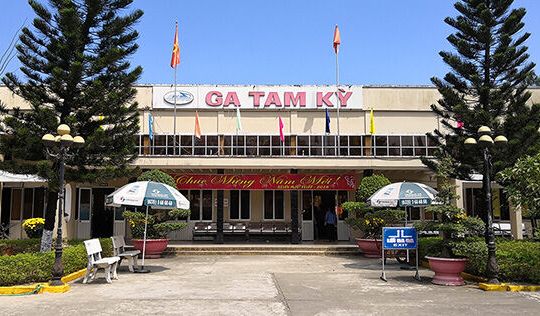 Quảng Nam: Kiến nghị tạm dừng hoạt động vận chuyển hành khách qua đường sắt về địa bàn tỉnh.