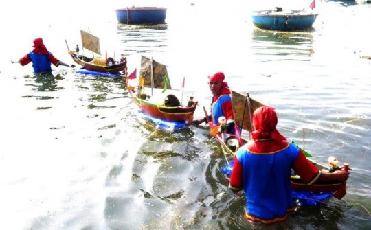 Bằng chứng khẳng định chủ quyền Việt Nam thông qua lễ Khao lề thế lính Hoàng Sa