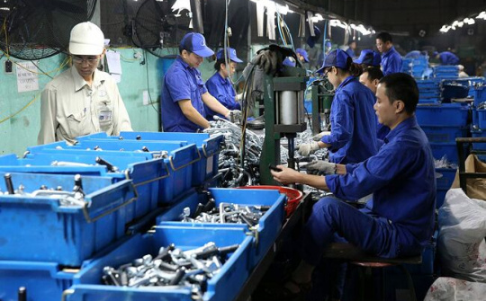 Cách ly xã hội nhưng không đình trệ sản xuất, kinh doanh