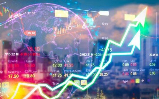 Thị trường chứng khoán kỳ vọng từ nhiều thông tin lạc quan