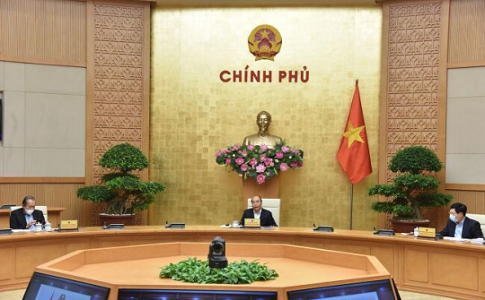 Thường trực Chính phủ họp về phòng chống COVID-19
