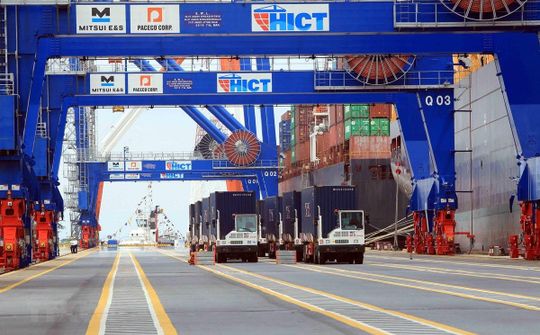 IMF dự báo kinh tế Việt Nam tăng mạnh trở lại vào năm 2021