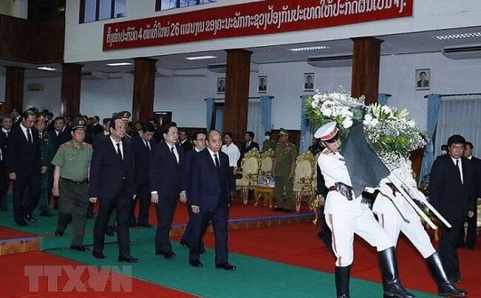 Thủ tướng Nguyễn Xuân Phúc dự Quốc tang đồng chí Sisavath Keobounphanh