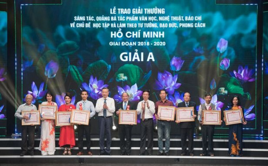 Tôn vinh các tác phẩm về học tập và làm theo tư tưởng, đạo đức, phong cách Hồ Chí Minh