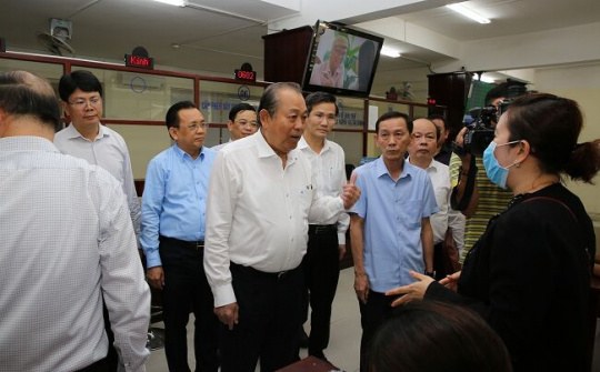 Phó Thủ tướng Trương Hòa Bình làm việc với Khánh Hòa về cải cách hành chính